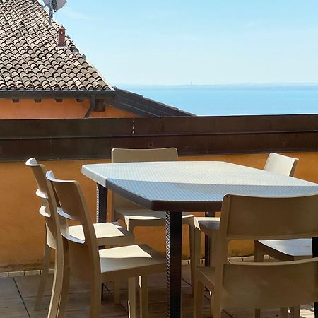 Residence Corte Ferrari -Ciao Vacanze- Moniga del Garda Bagian luar foto