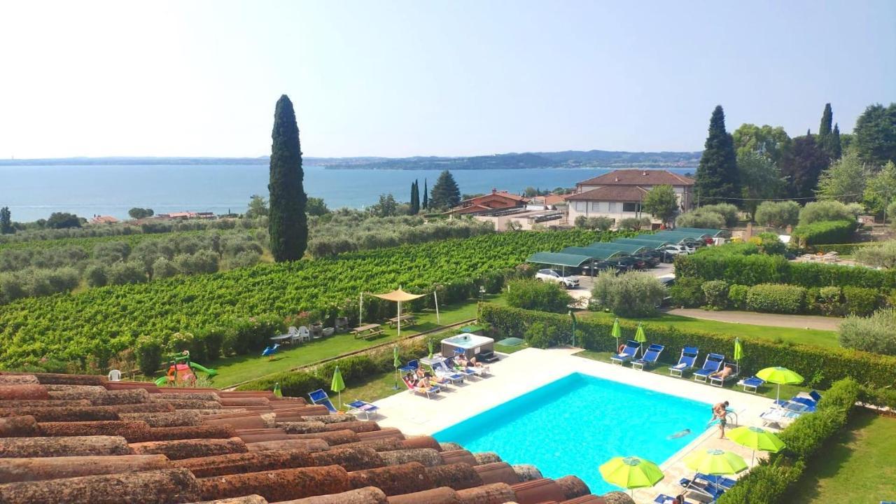 Residence Corte Ferrari -Ciao Vacanze- Moniga del Garda Bagian luar foto