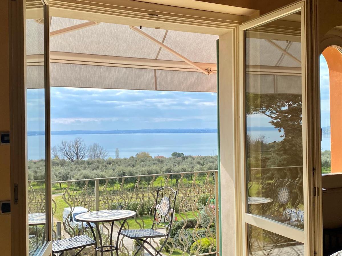 Residence Corte Ferrari -Ciao Vacanze- Moniga del Garda Bagian luar foto