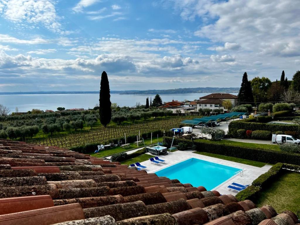 Residence Corte Ferrari -Ciao Vacanze- Moniga del Garda Bagian luar foto