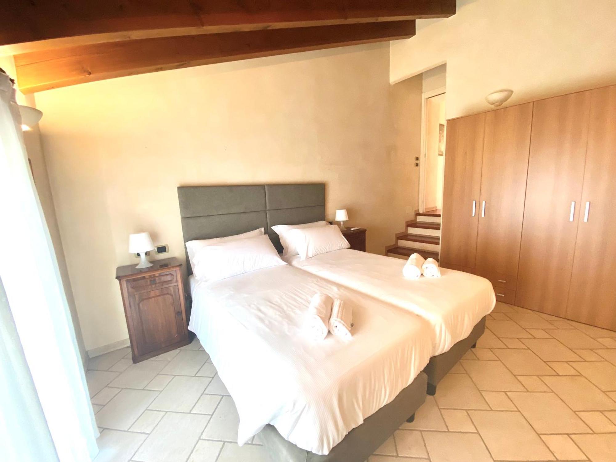 Residence Corte Ferrari -Ciao Vacanze- Moniga del Garda Ruang foto