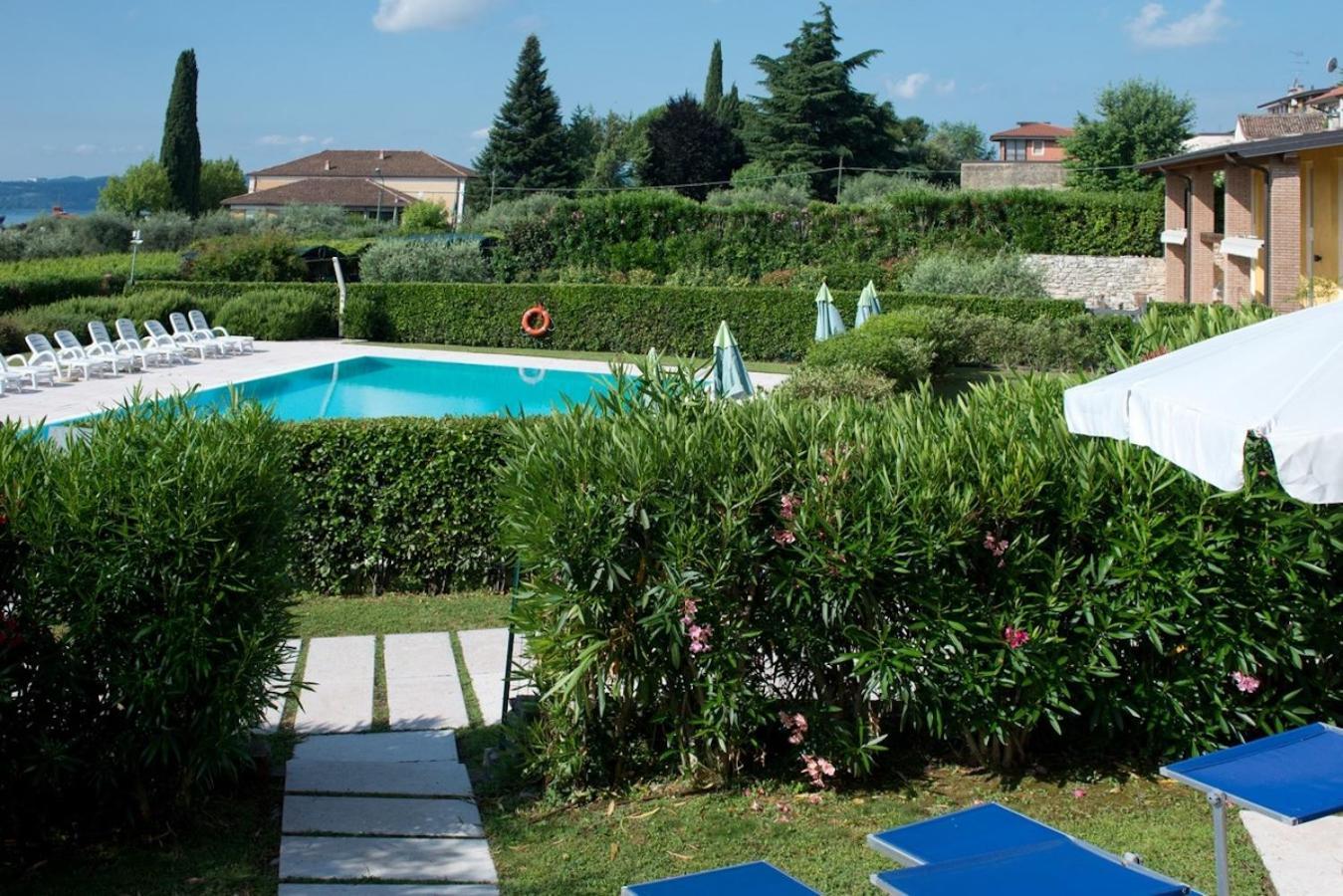 Residence Corte Ferrari -Ciao Vacanze- Moniga del Garda Ruang foto
