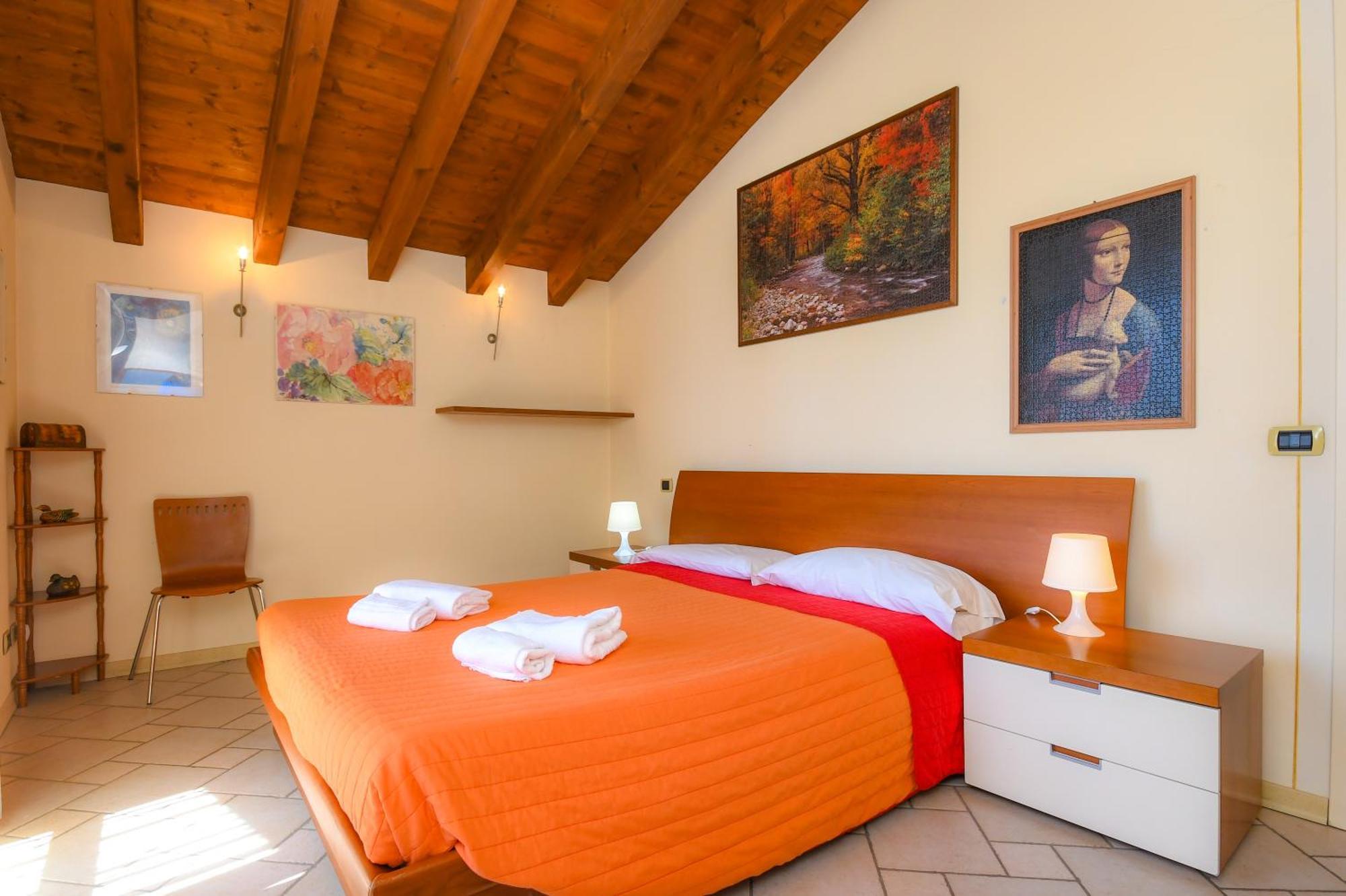 Residence Corte Ferrari -Ciao Vacanze- Moniga del Garda Ruang foto
