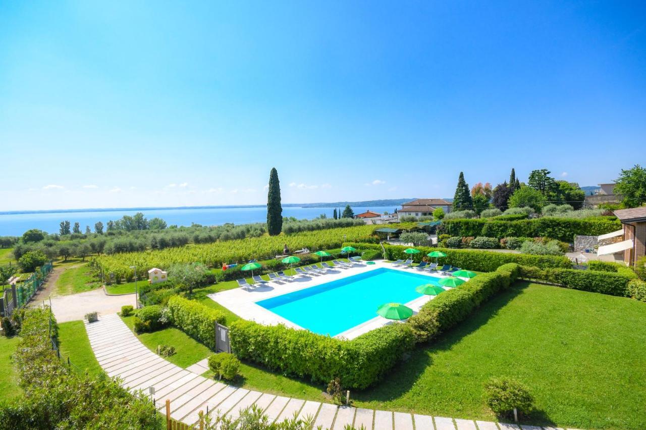 Residence Corte Ferrari -Ciao Vacanze- Moniga del Garda Bagian luar foto